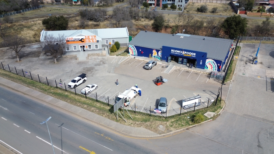 Commercial Property for Sale in Komani Park Eastern Cape